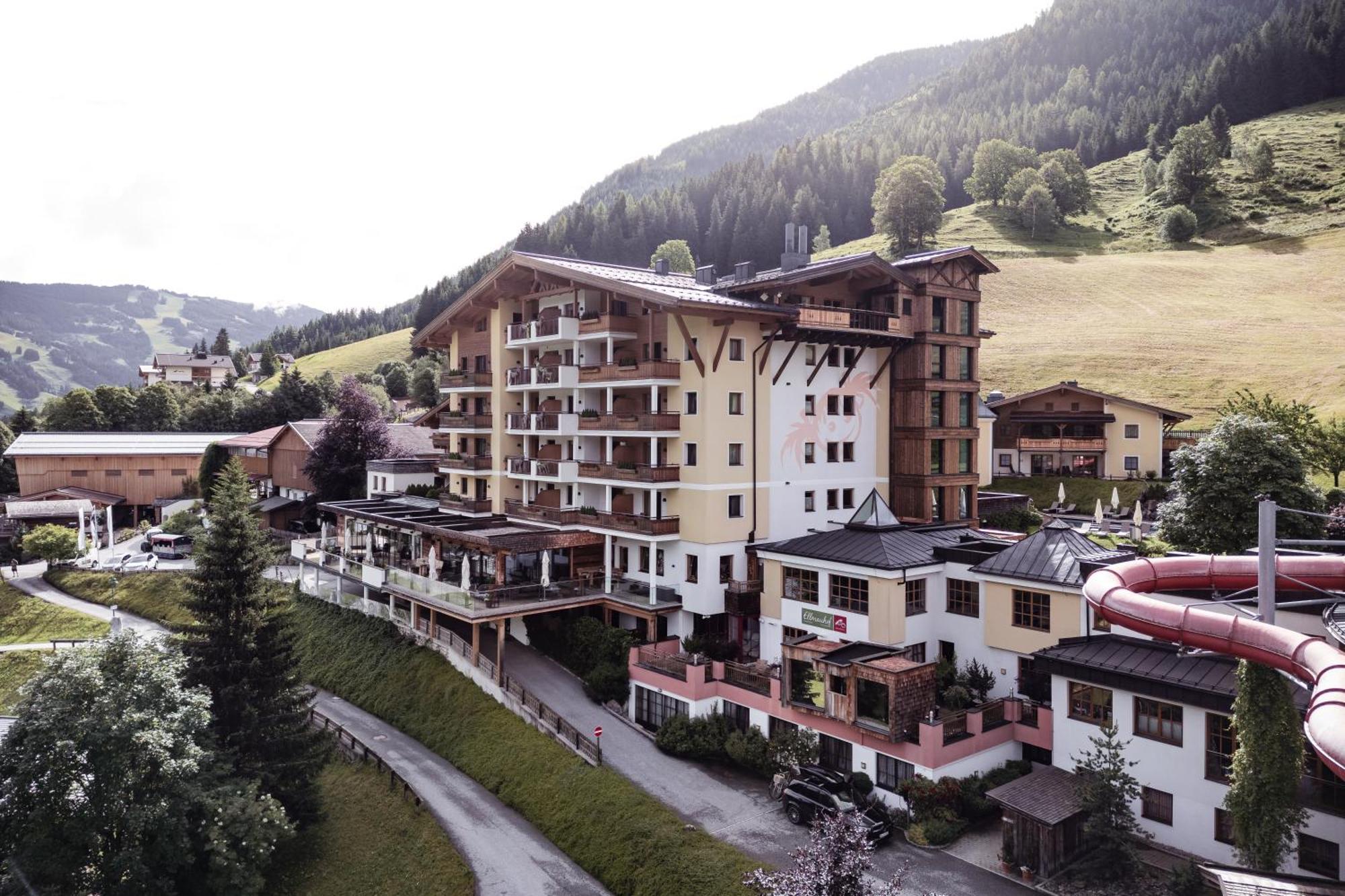 Familienresort Ellmauhof Saalbach-Hinterglemm Exterior photo